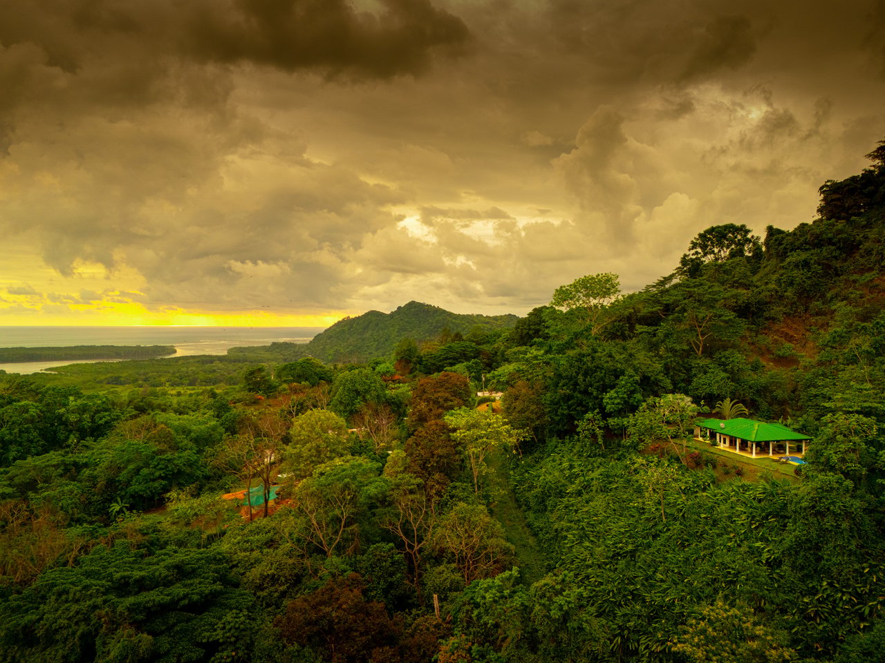Front Ridge Ocean View Casa Mono Titi – Tres Rios, Costa Rica