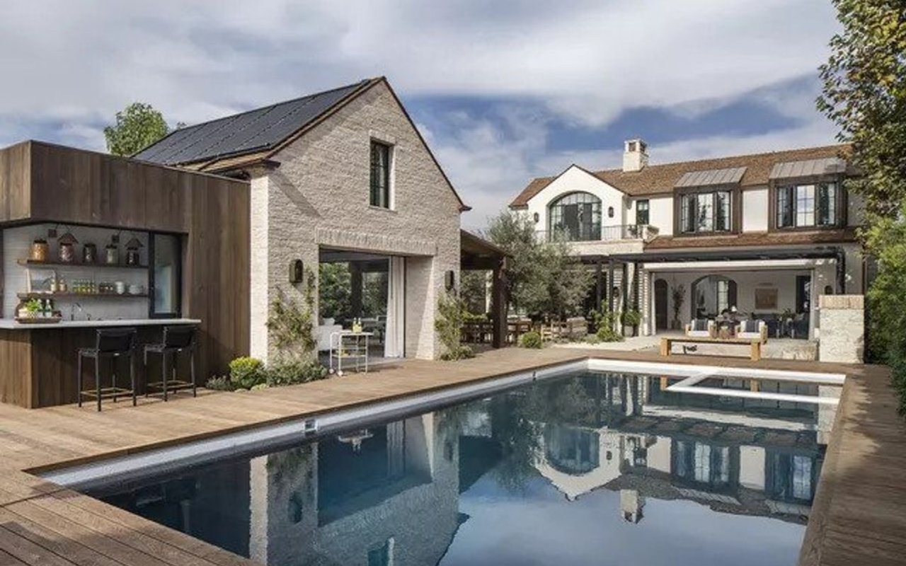 11 Items Your Backyard Needs for End-of-Season Storage
