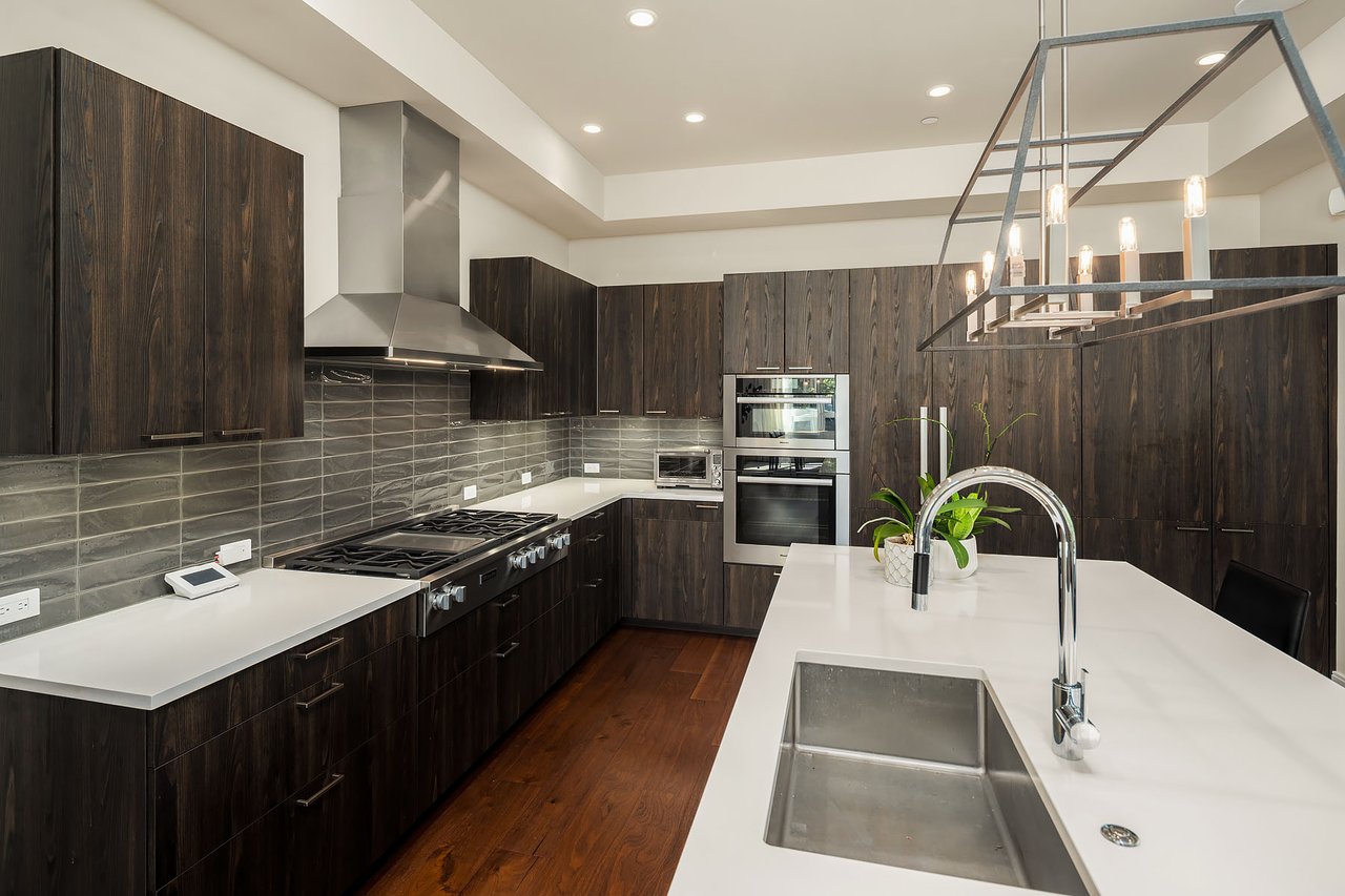 8270 SE 31st Street, Mercer Island