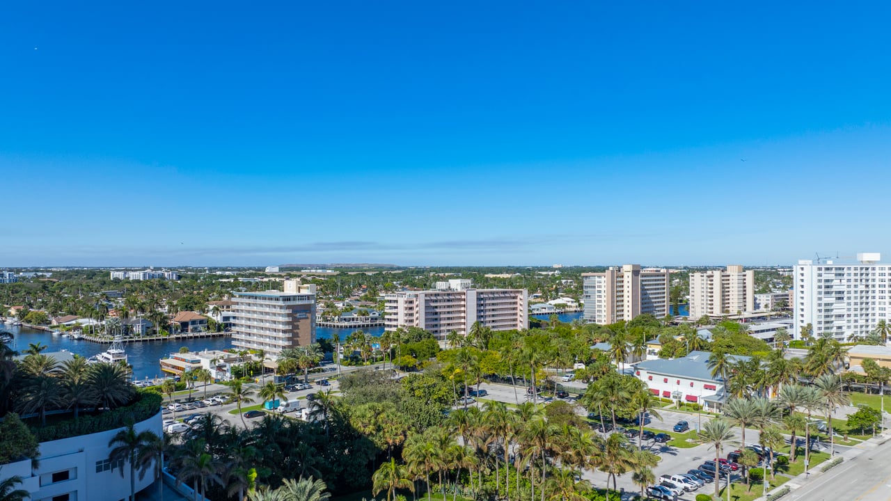 W Pompano Beach Hotel & Residences