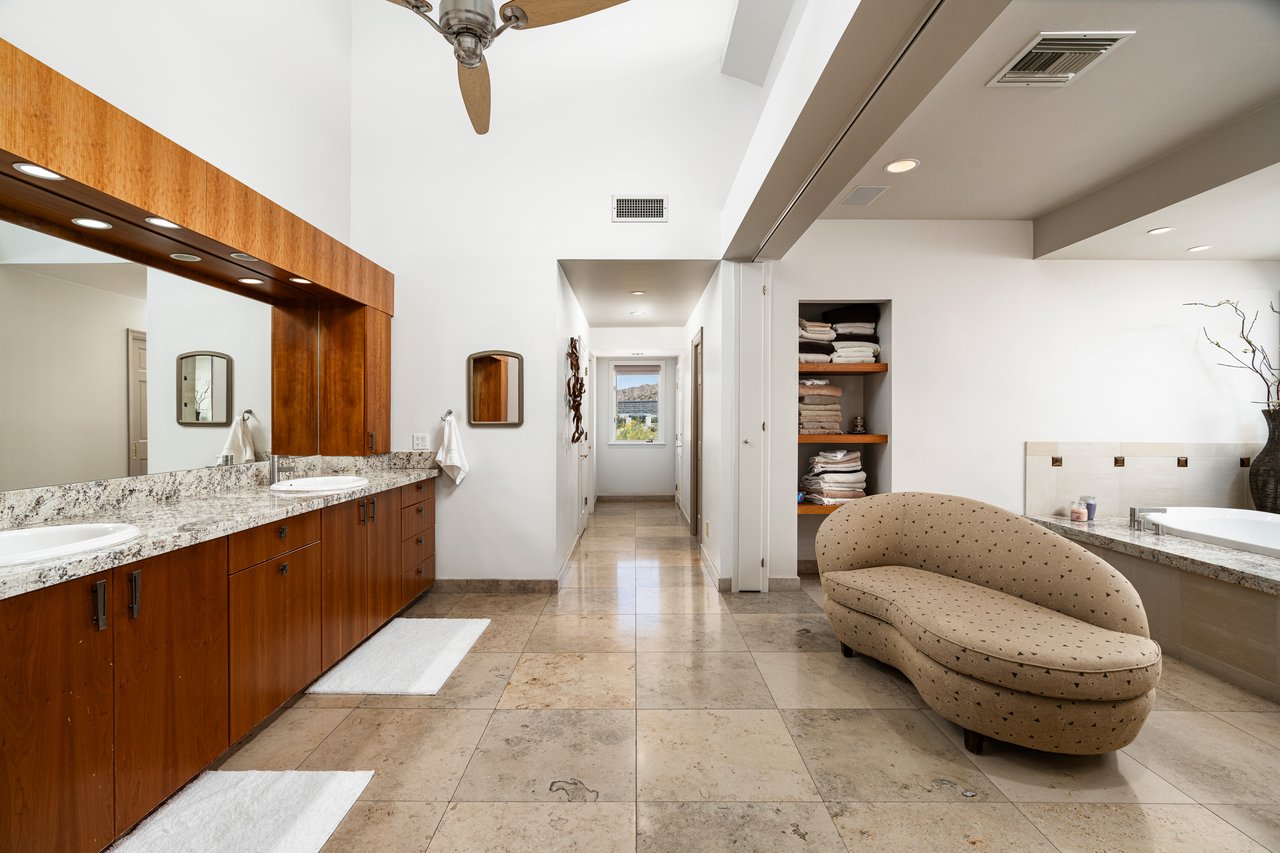 Luxury PV Hilltop Sanctuary