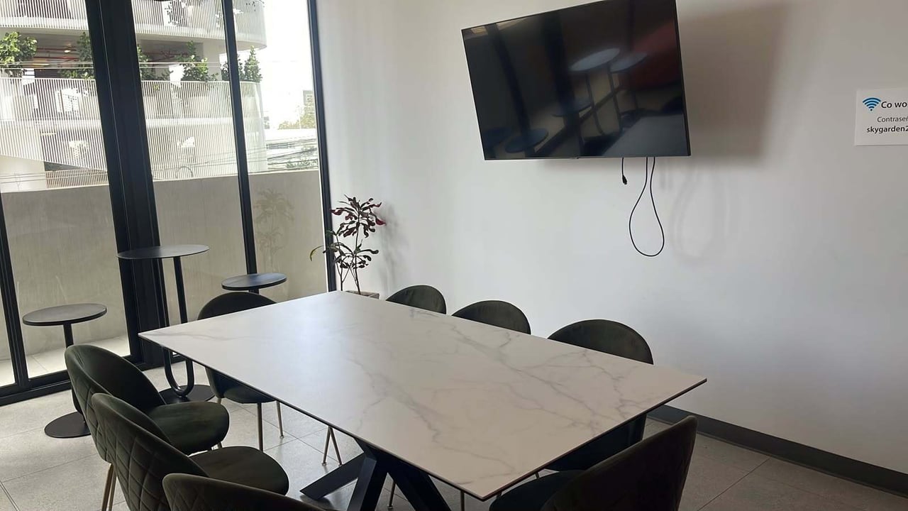 Sky View Furnished Condo, Sabana and Rohrmoser, San Jose