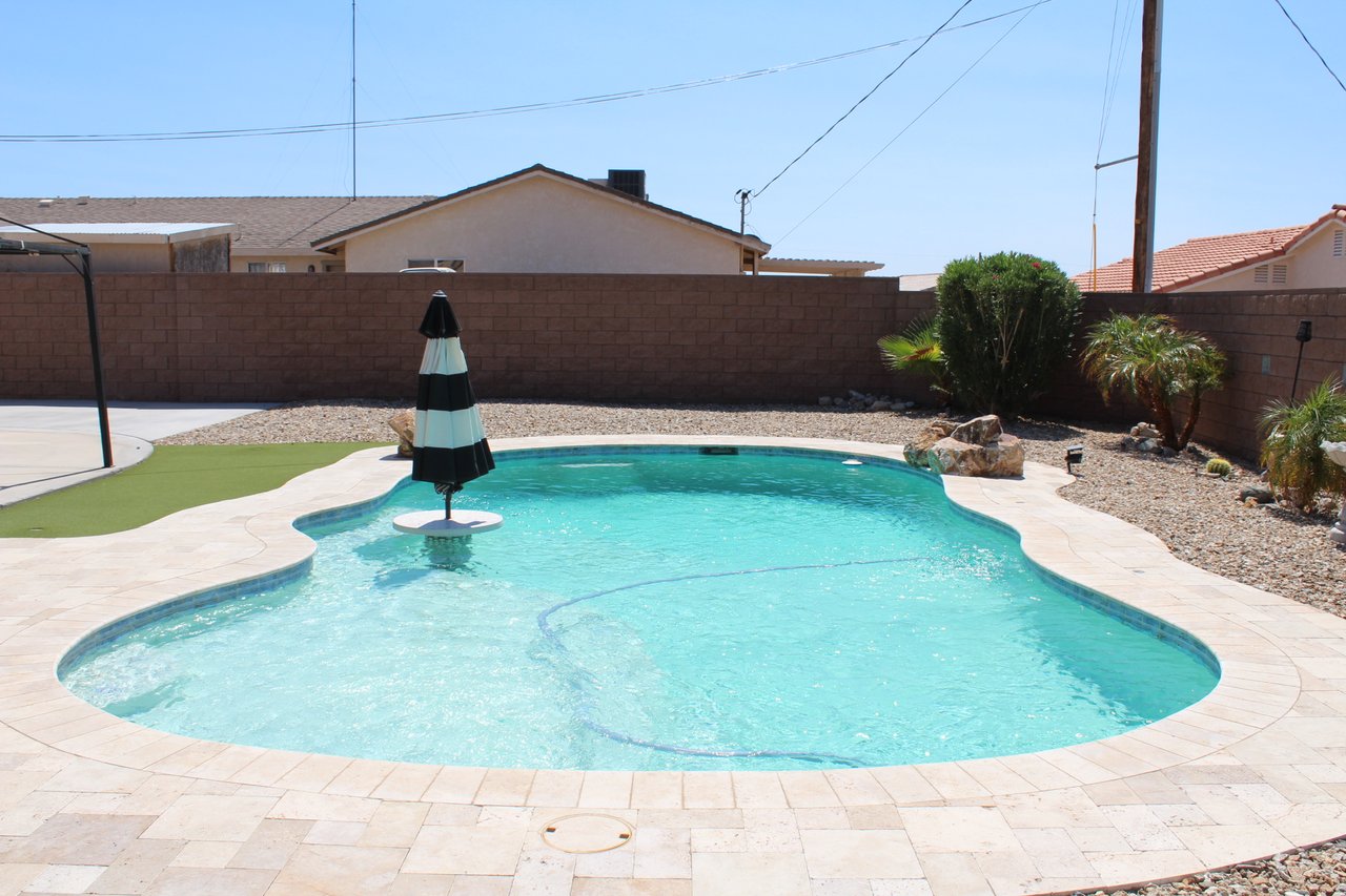 3757 Hiawatha Dr