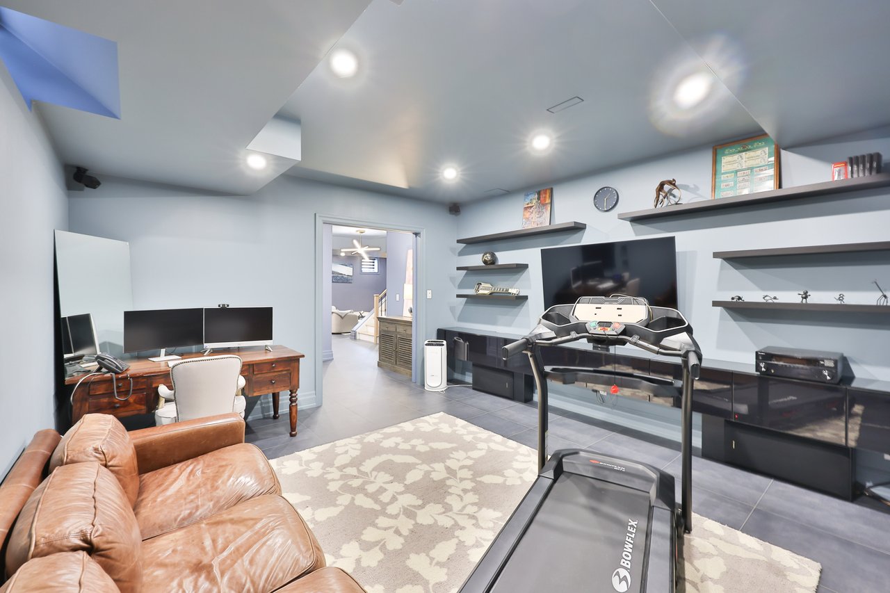 3100 Daniel Way, Oakville