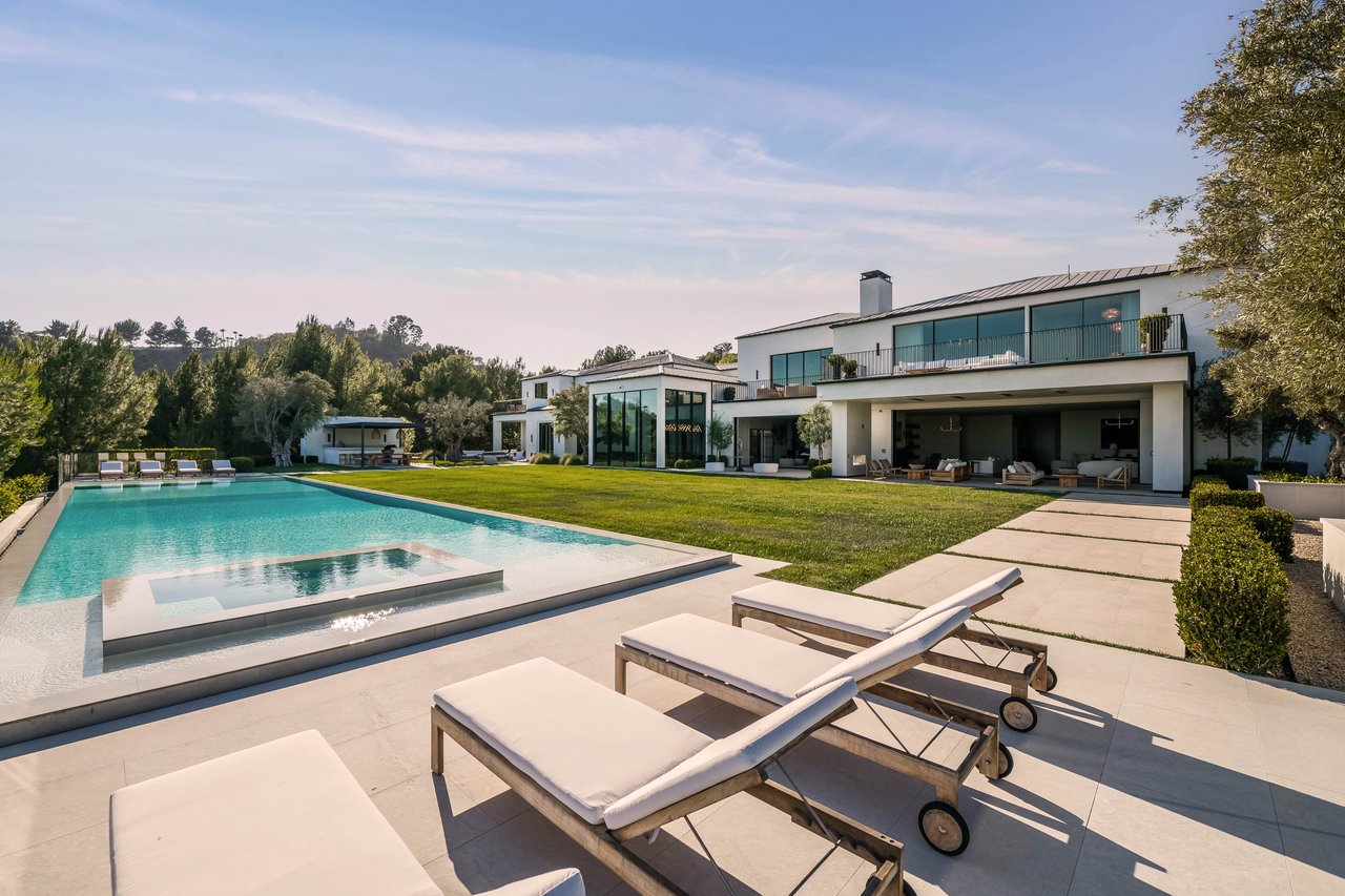 73 Beverly Park Ln