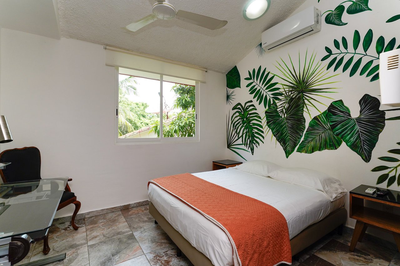 2 Bedroom, Condo, Mirador #6