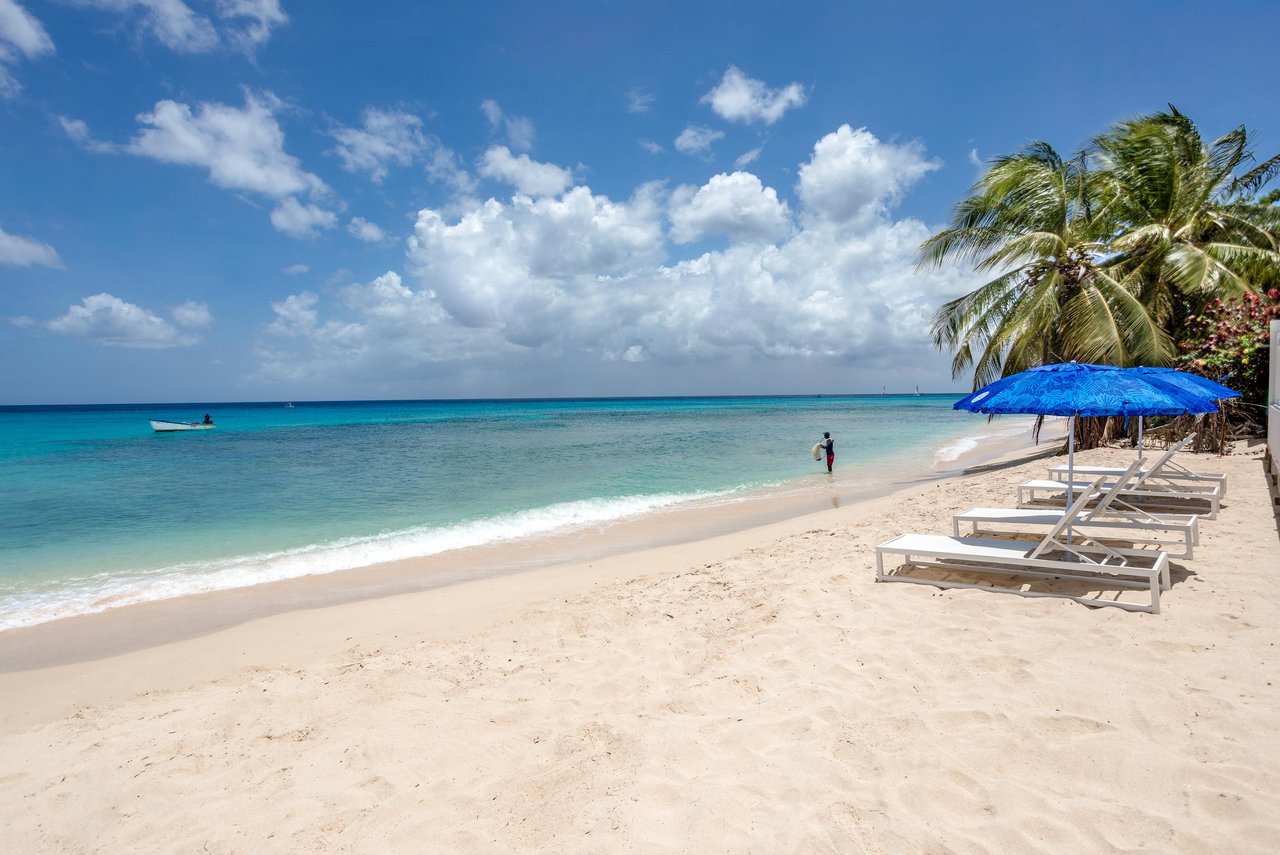 Sea Breeze Beach House 