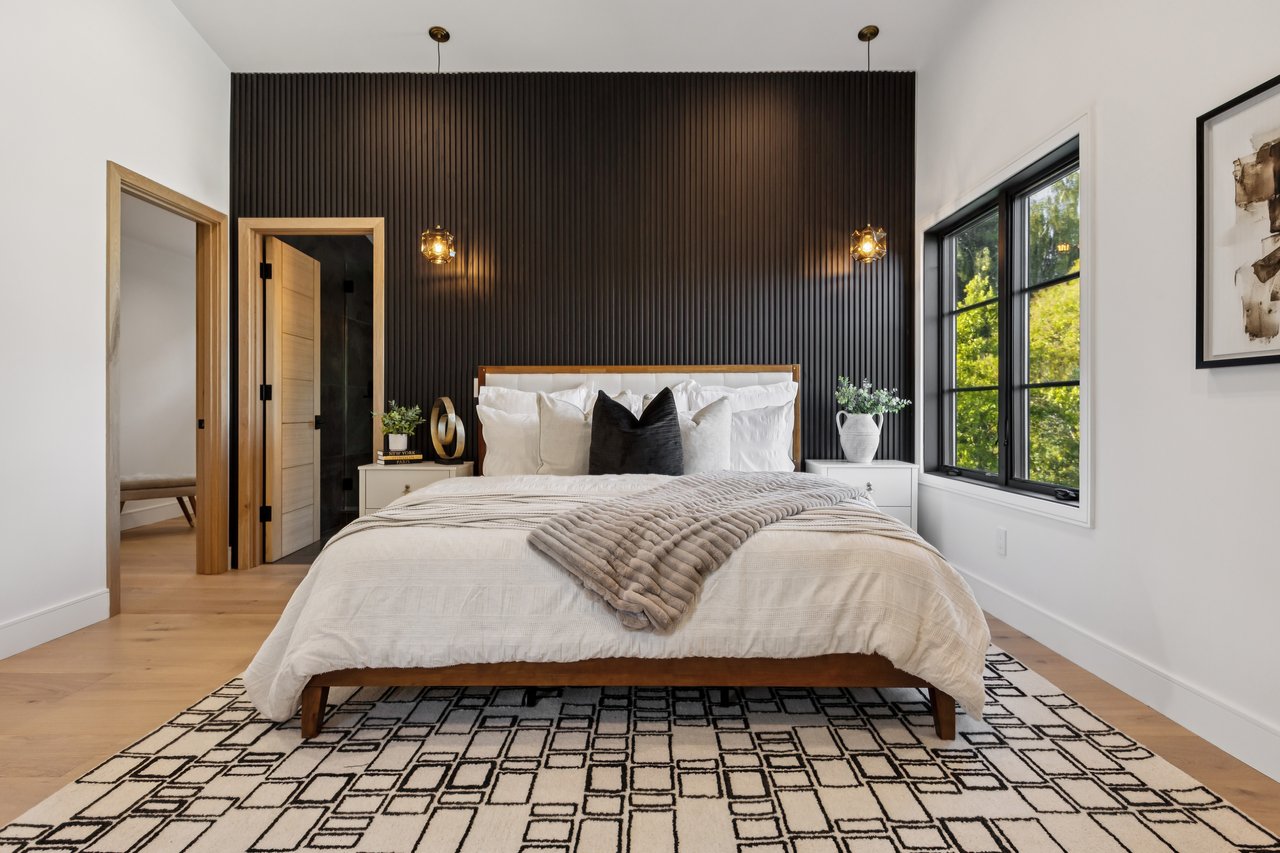 10 Channing Rd, Burlingame
