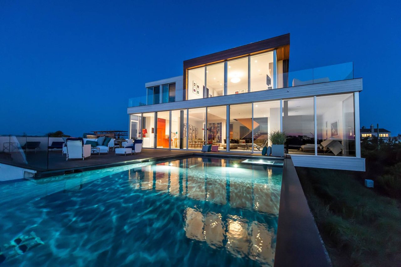 40 Dune Rd
