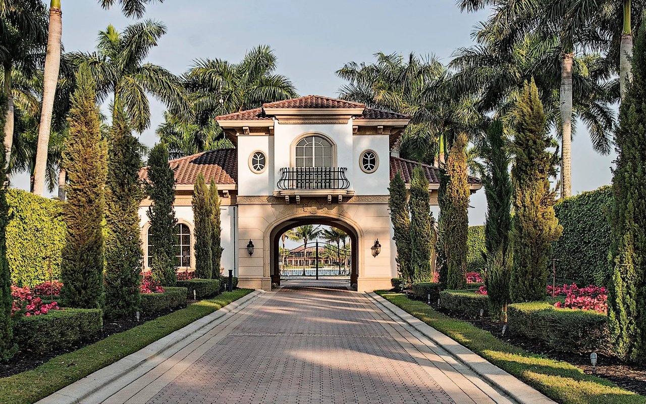 Miromar Lakes 