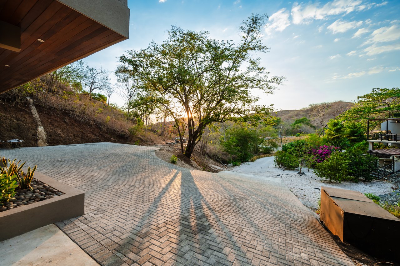 Casa Escondida & Casa Jungla, Miramar 47 | Dual Luxury Ocean-View Estate in Mar Vista, Playa Flamingo
