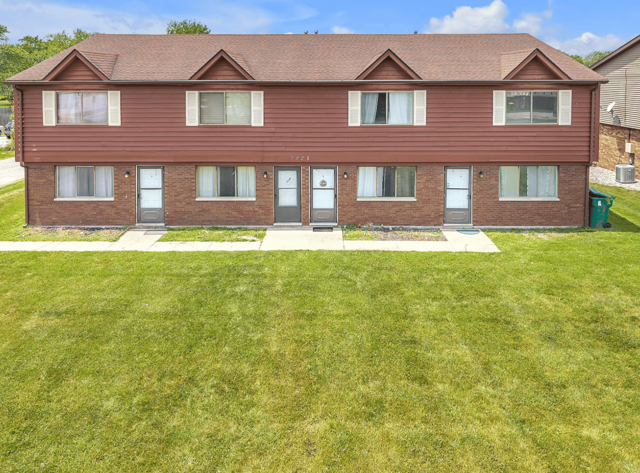 7438 Whitcomb Street, Merrillville, IN