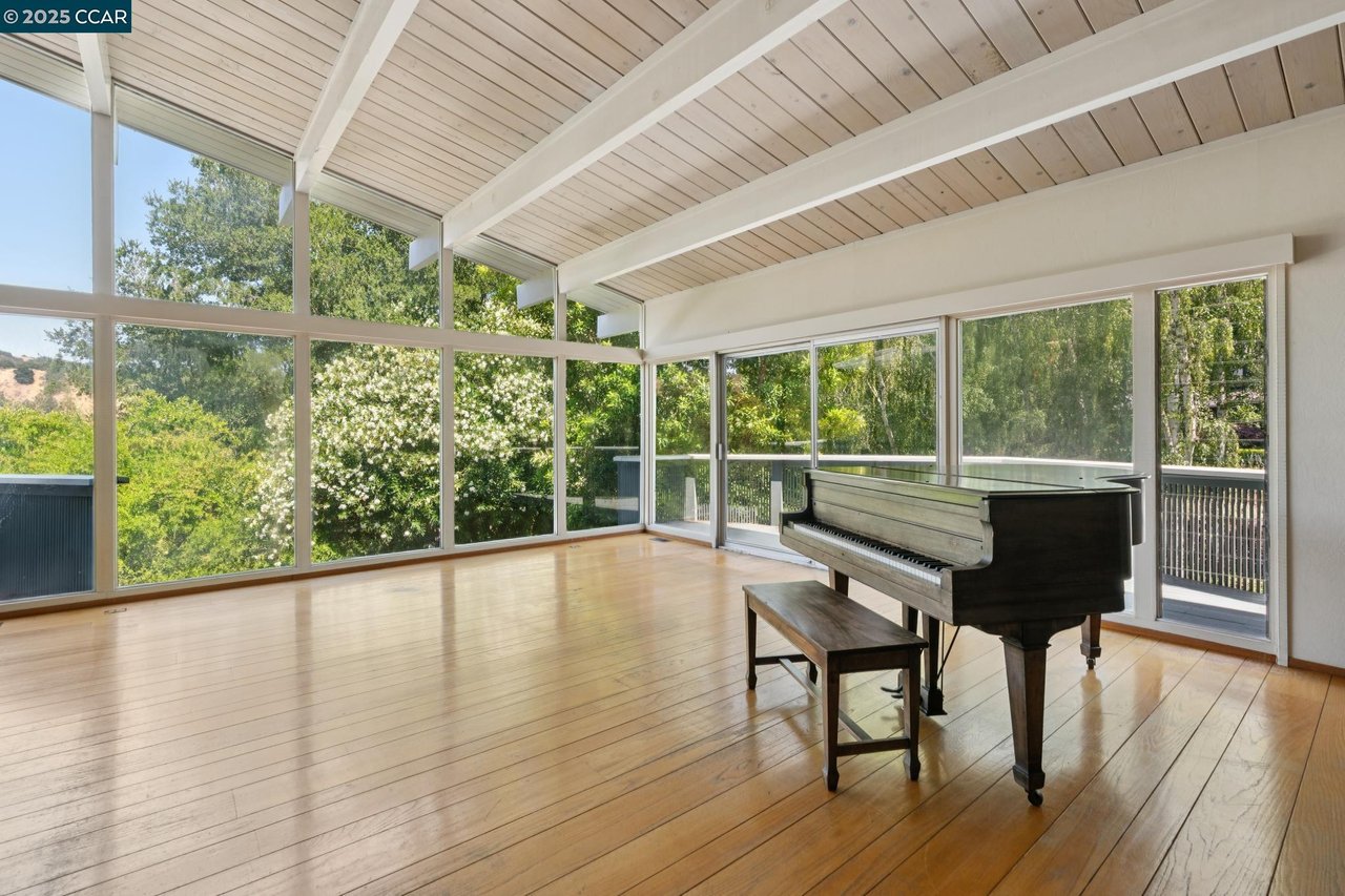 3806 Palo Alto Dr
