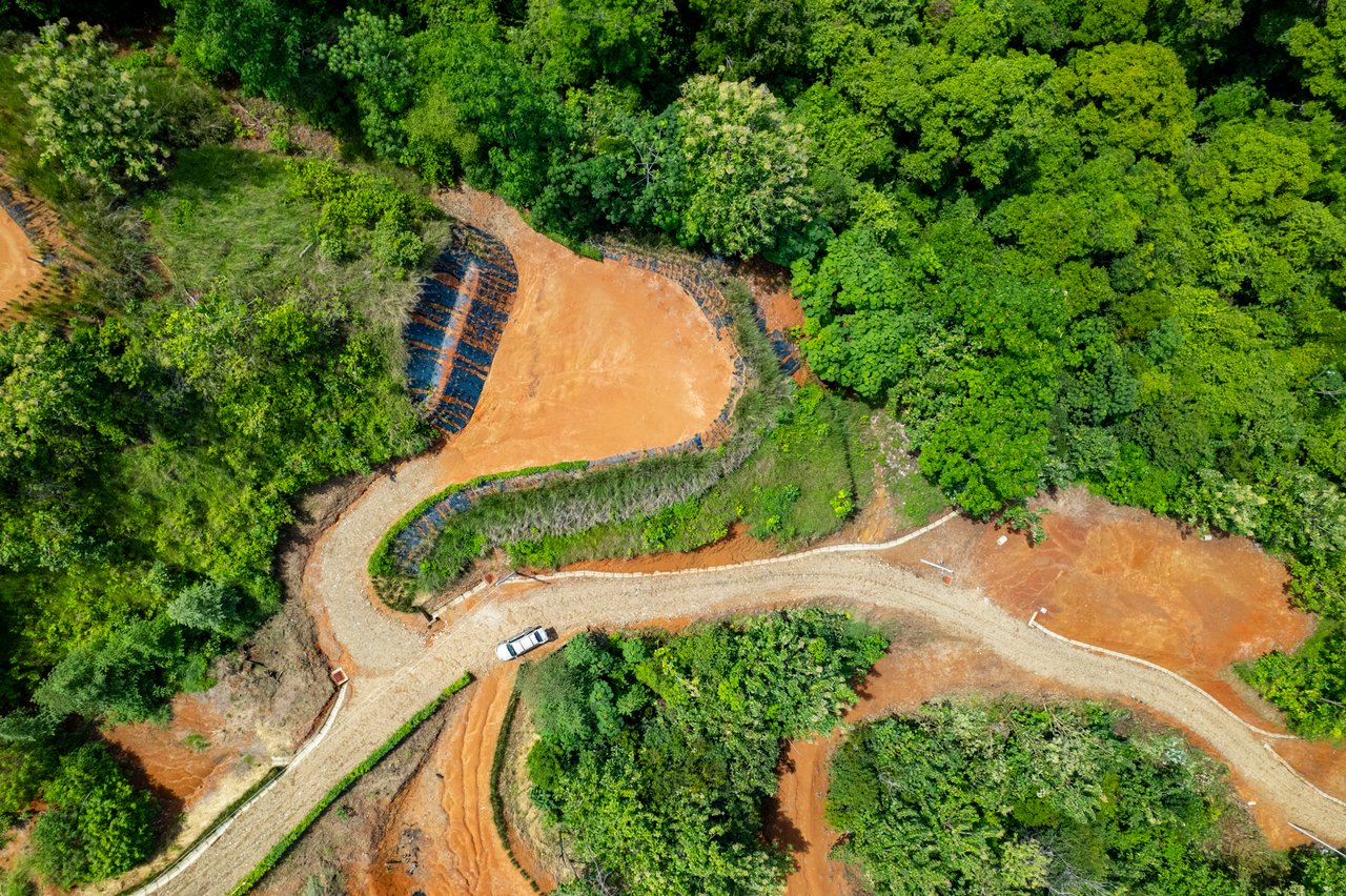 ¡New Gated Development in Matapalo - Ocean View and Flat Land, ready to build!