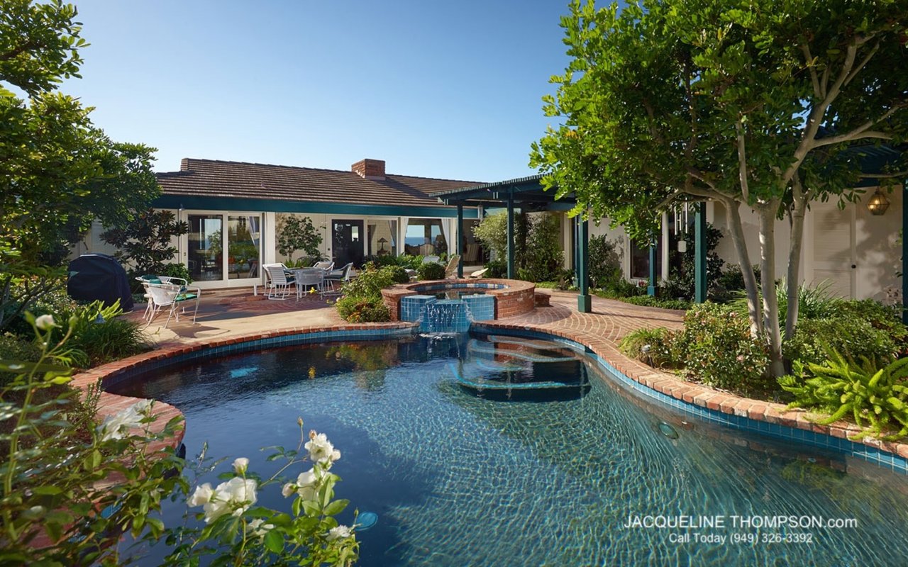 Corona del Mar | Home For Sale in Cameo Shores Community