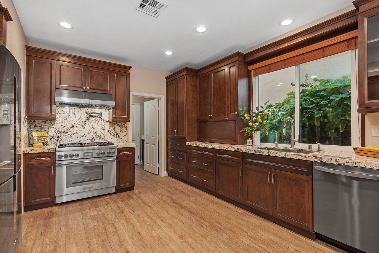 3709 Torrey View Court