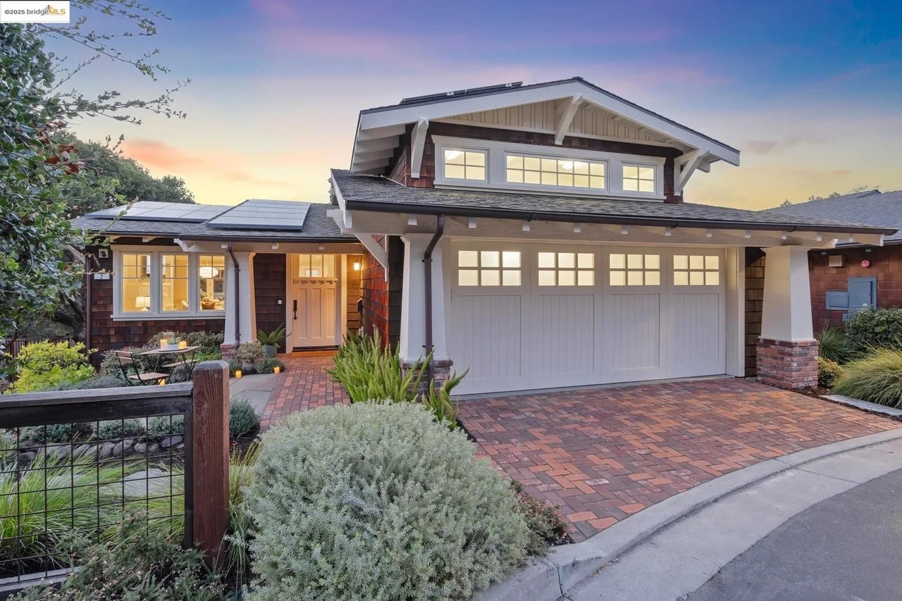 2 EMERY Lane