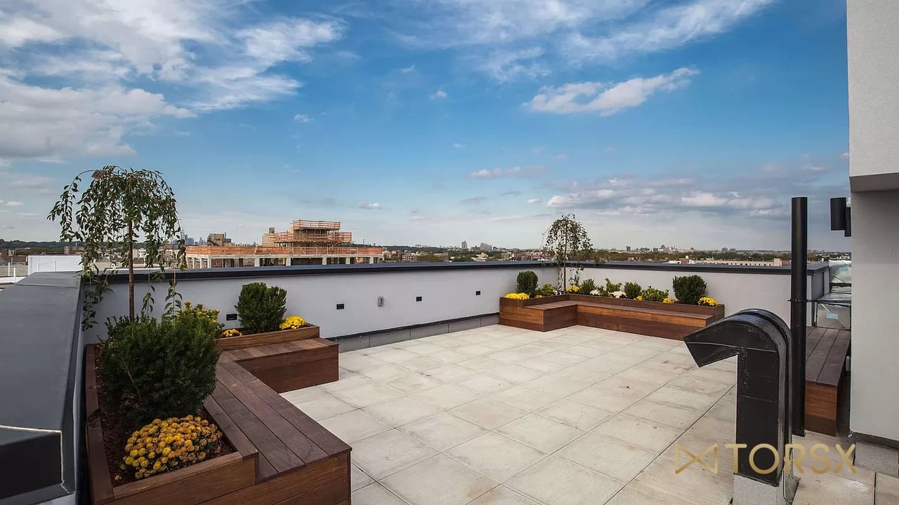 581 Ocean Parkway #5G