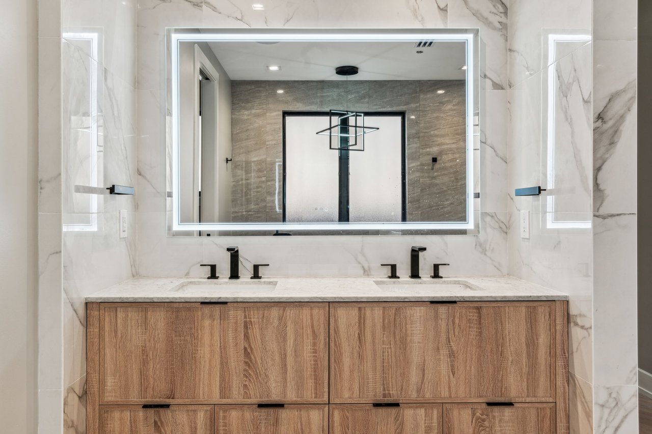 342 S Hicks St, Philadelphia, PA 19102