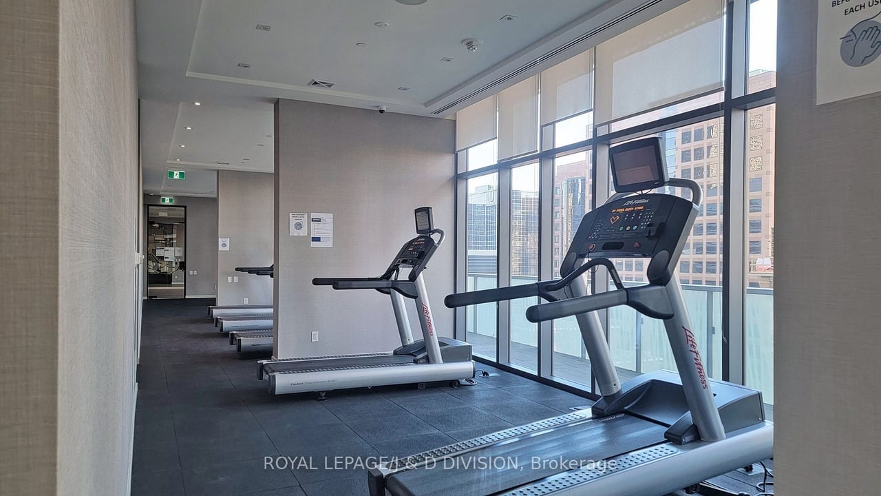 SKY-HGH LIVING PENTHOUSE