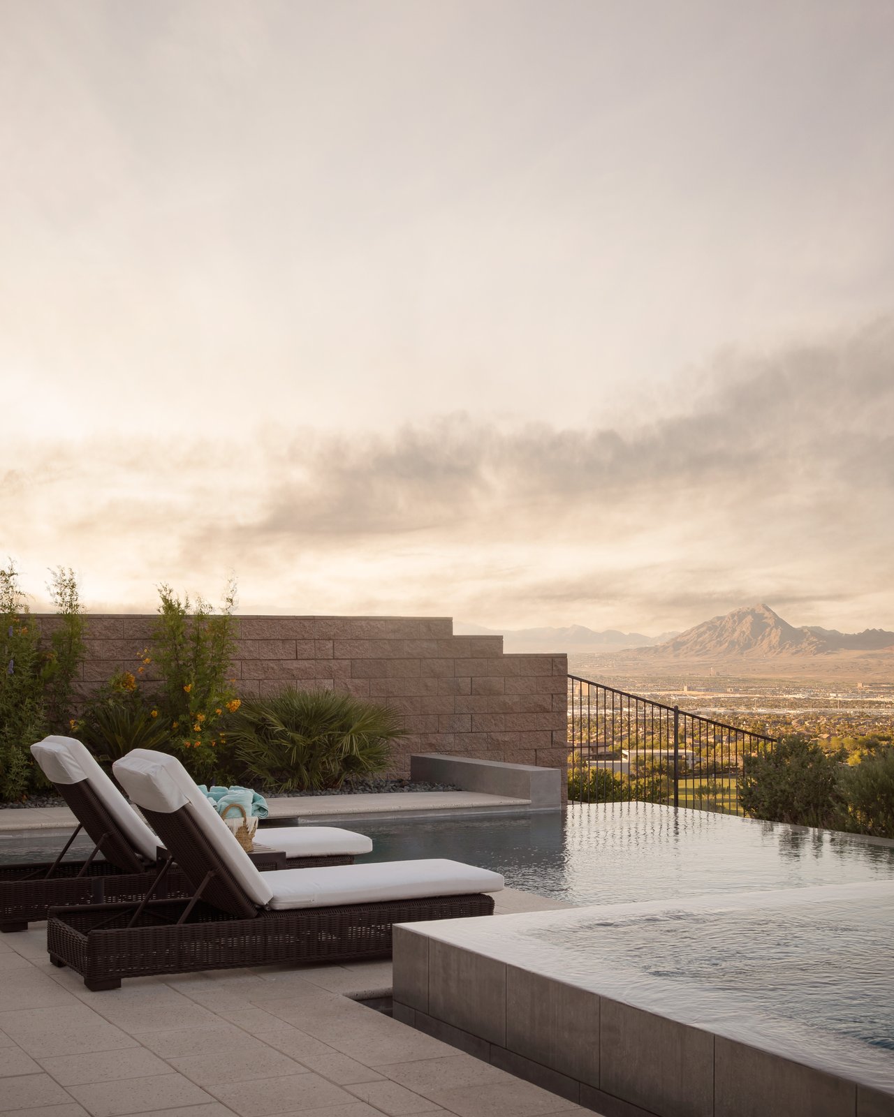 678 Blackrock Rim Drive