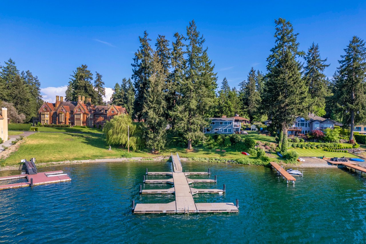 4 Thornewood Lane SW