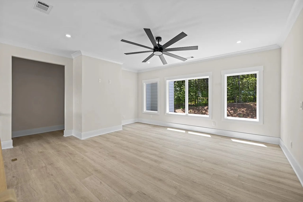 1131 Glen Eagle Dr