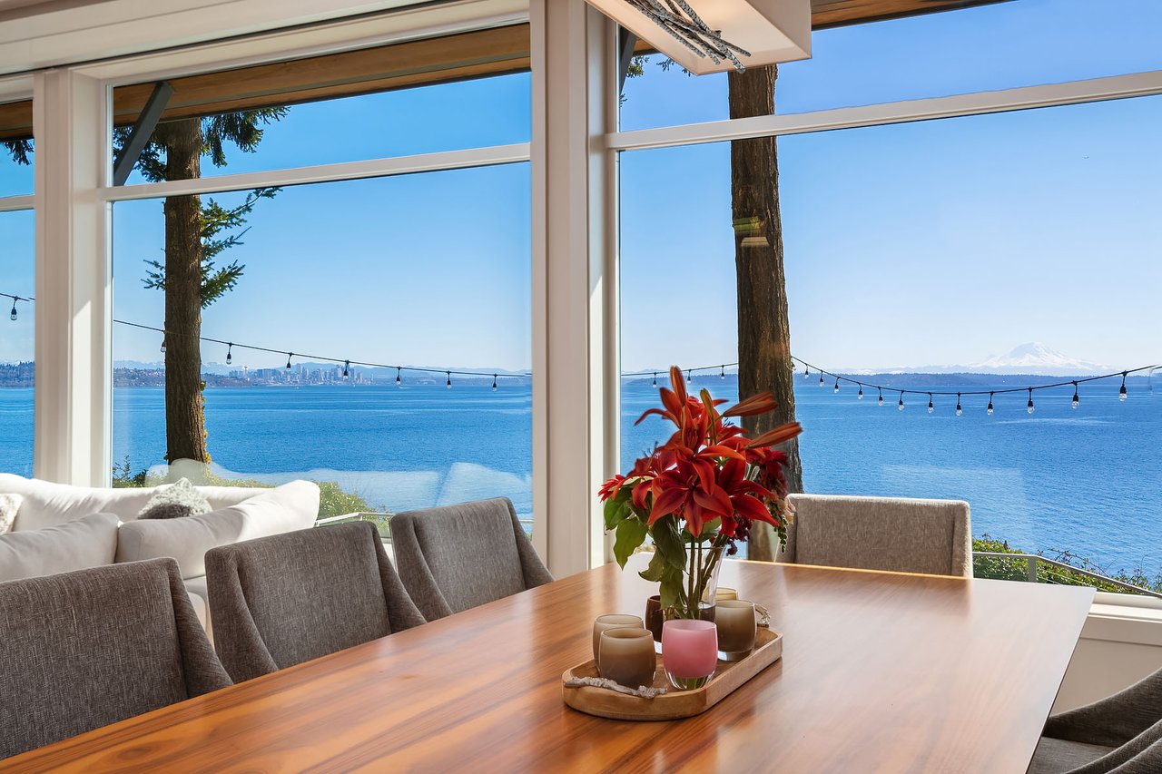 Rolling Bay / Manitou Beach