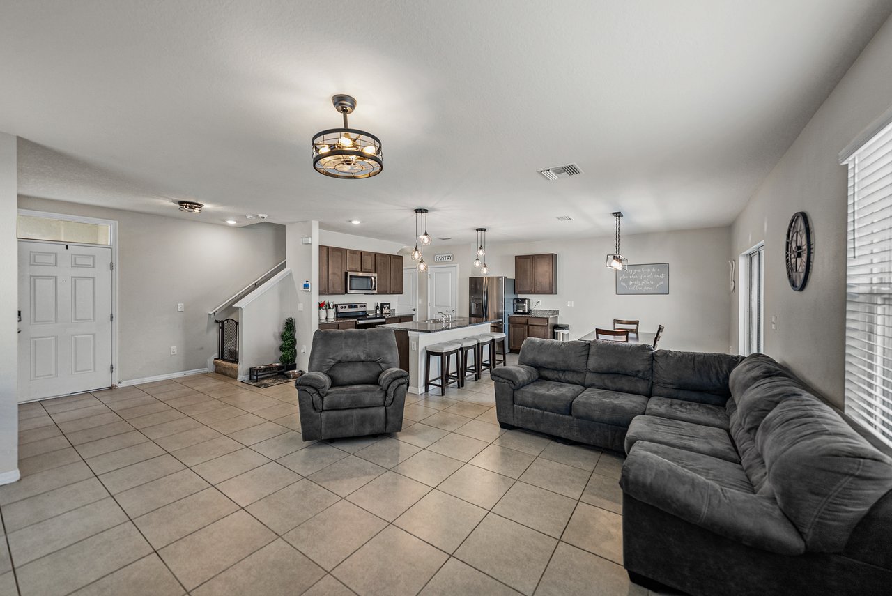 10951 PENNY GALE LOOP