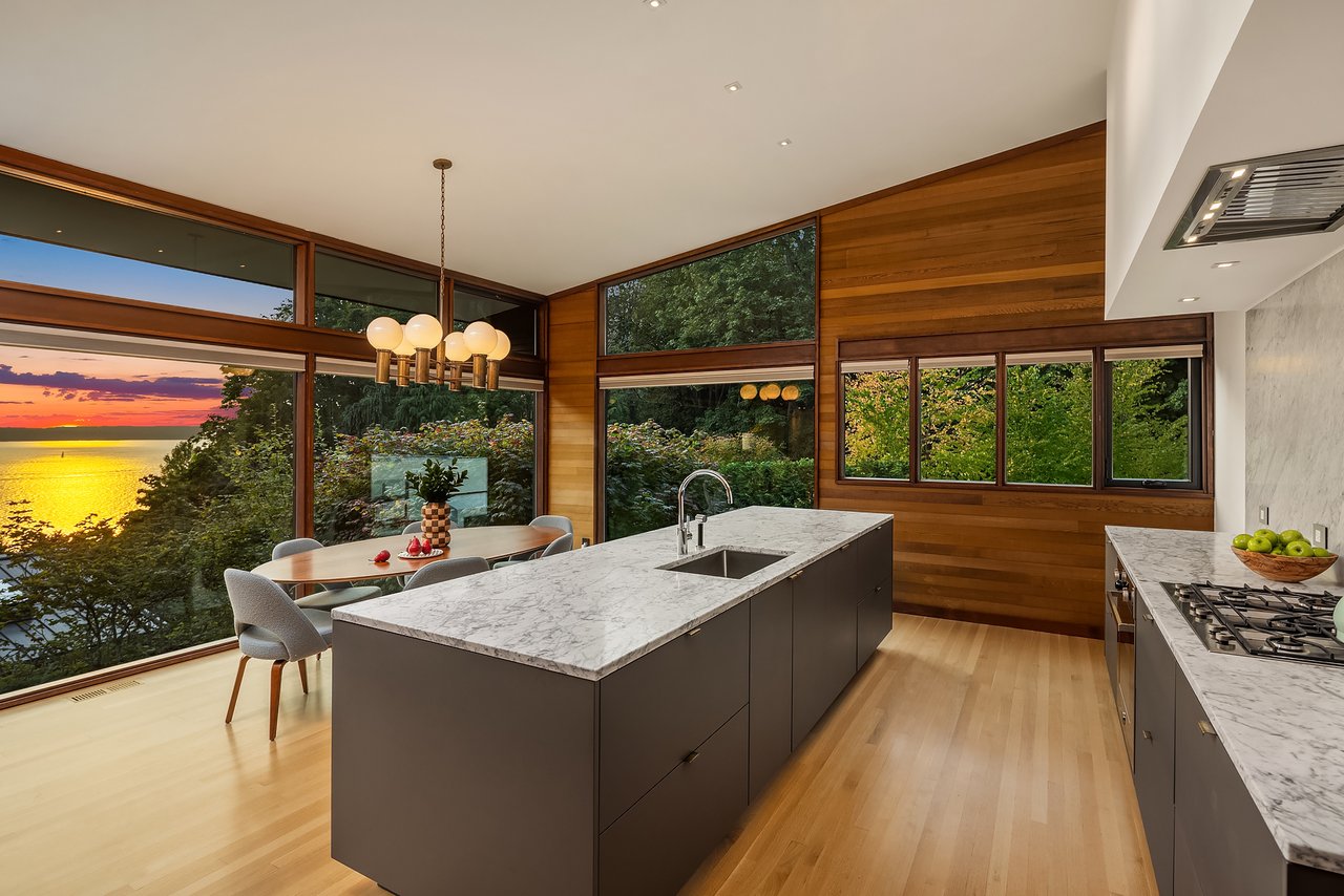 4343 W McLaren Street