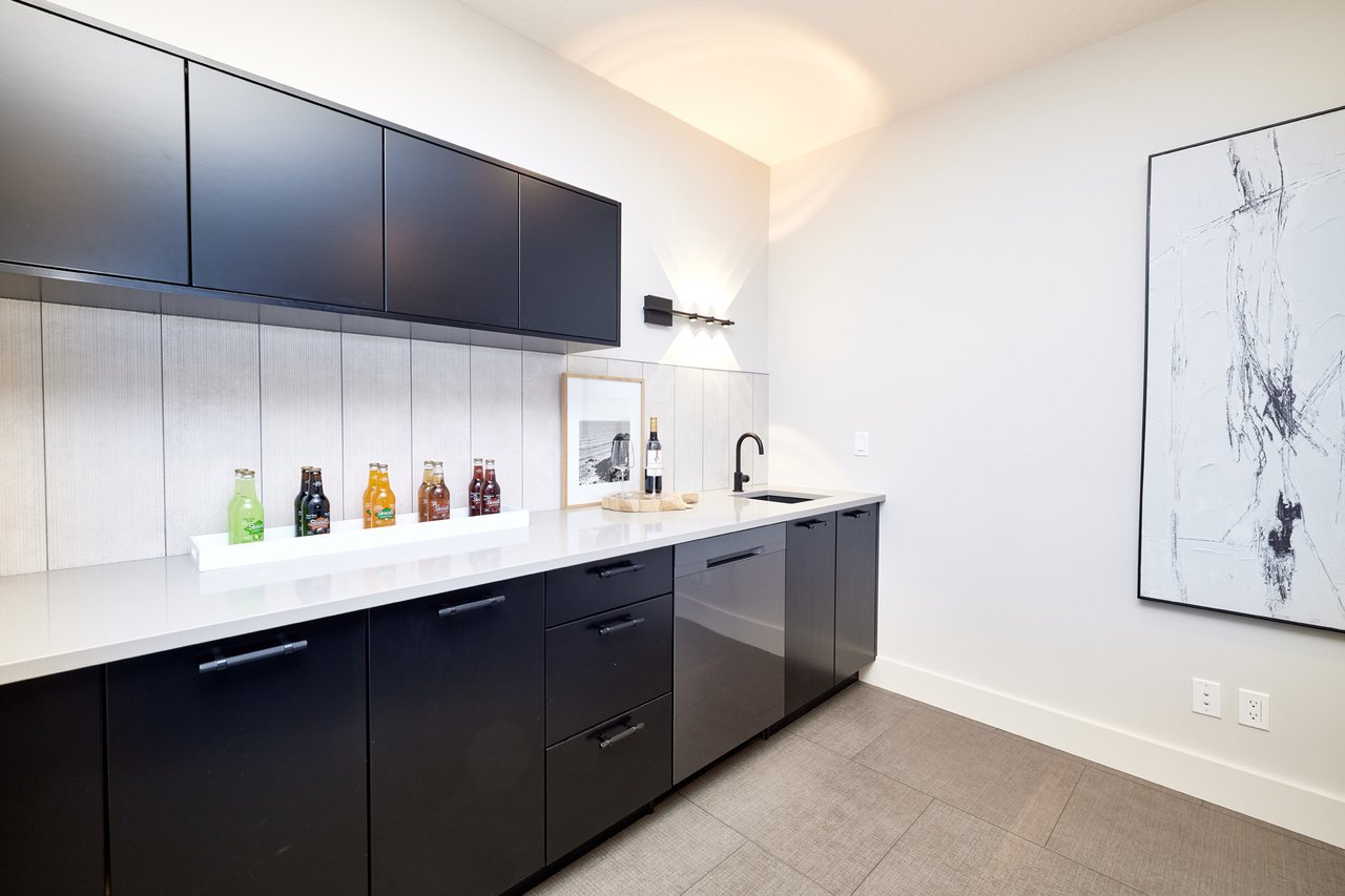 218 Aspen Summit Place SW