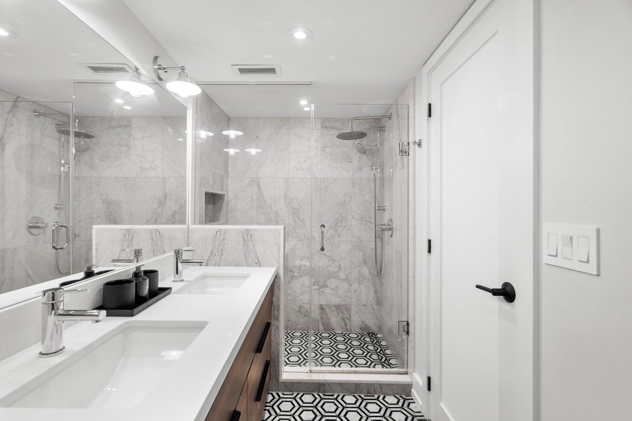 SOLD: Clanton Park Beauty