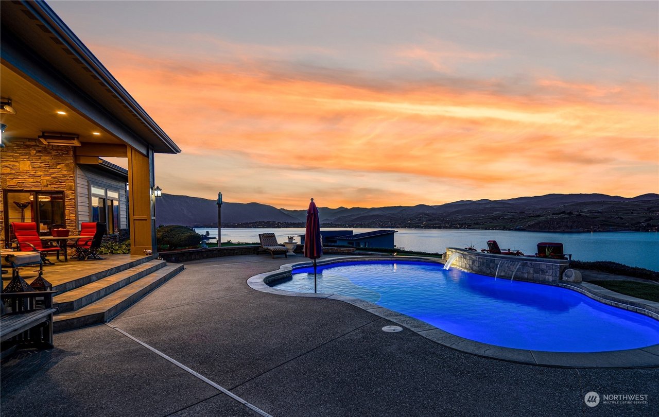 270 Bene Vista Ln