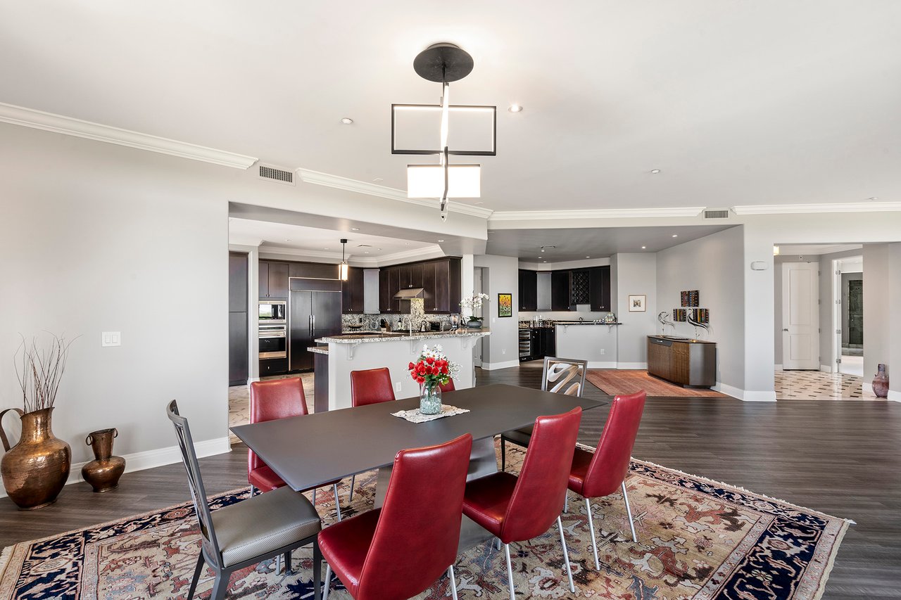 15802 N 71ST Street, 551