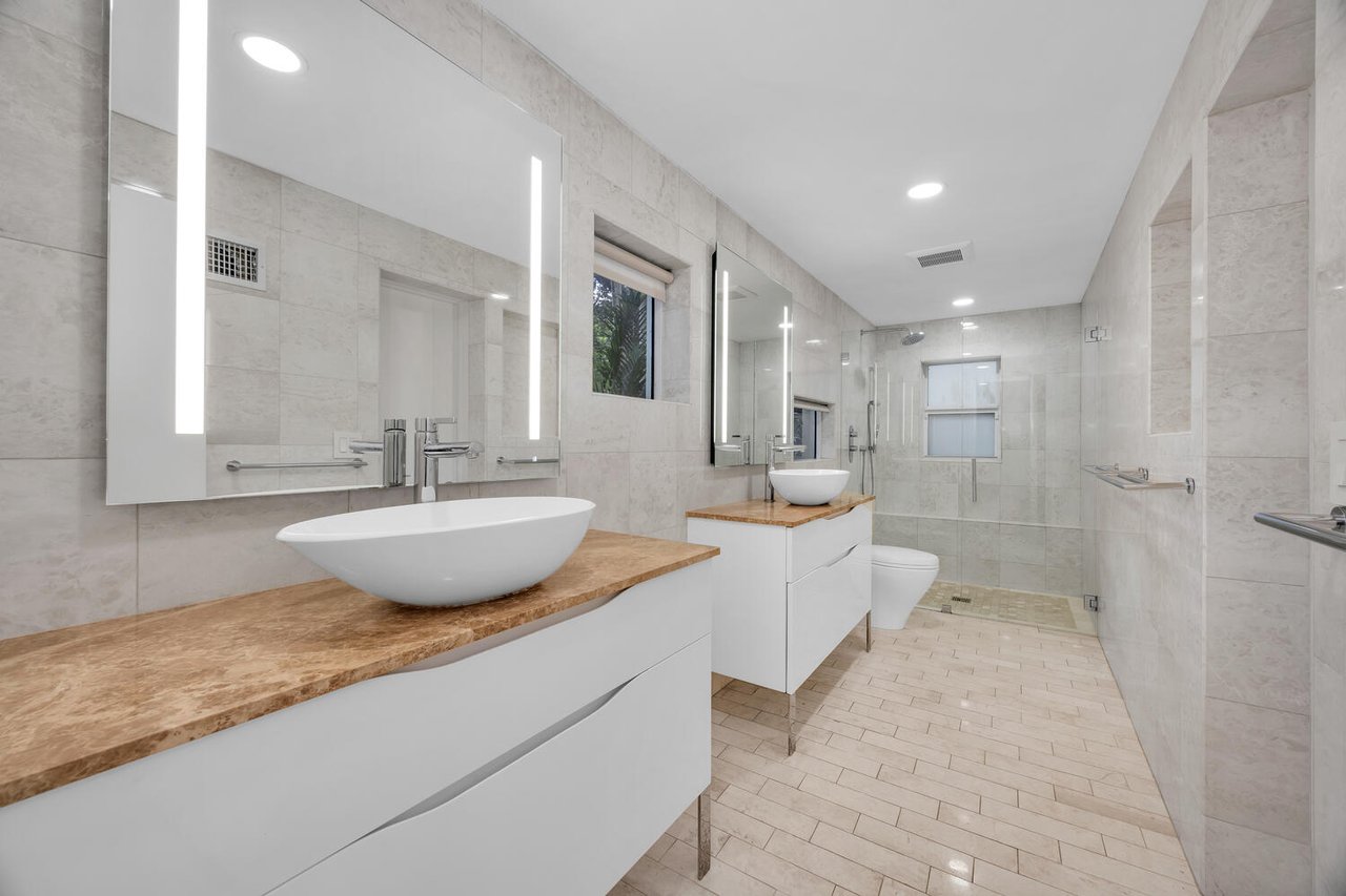 The Oak Haven - The Perfect Coral Gables Home