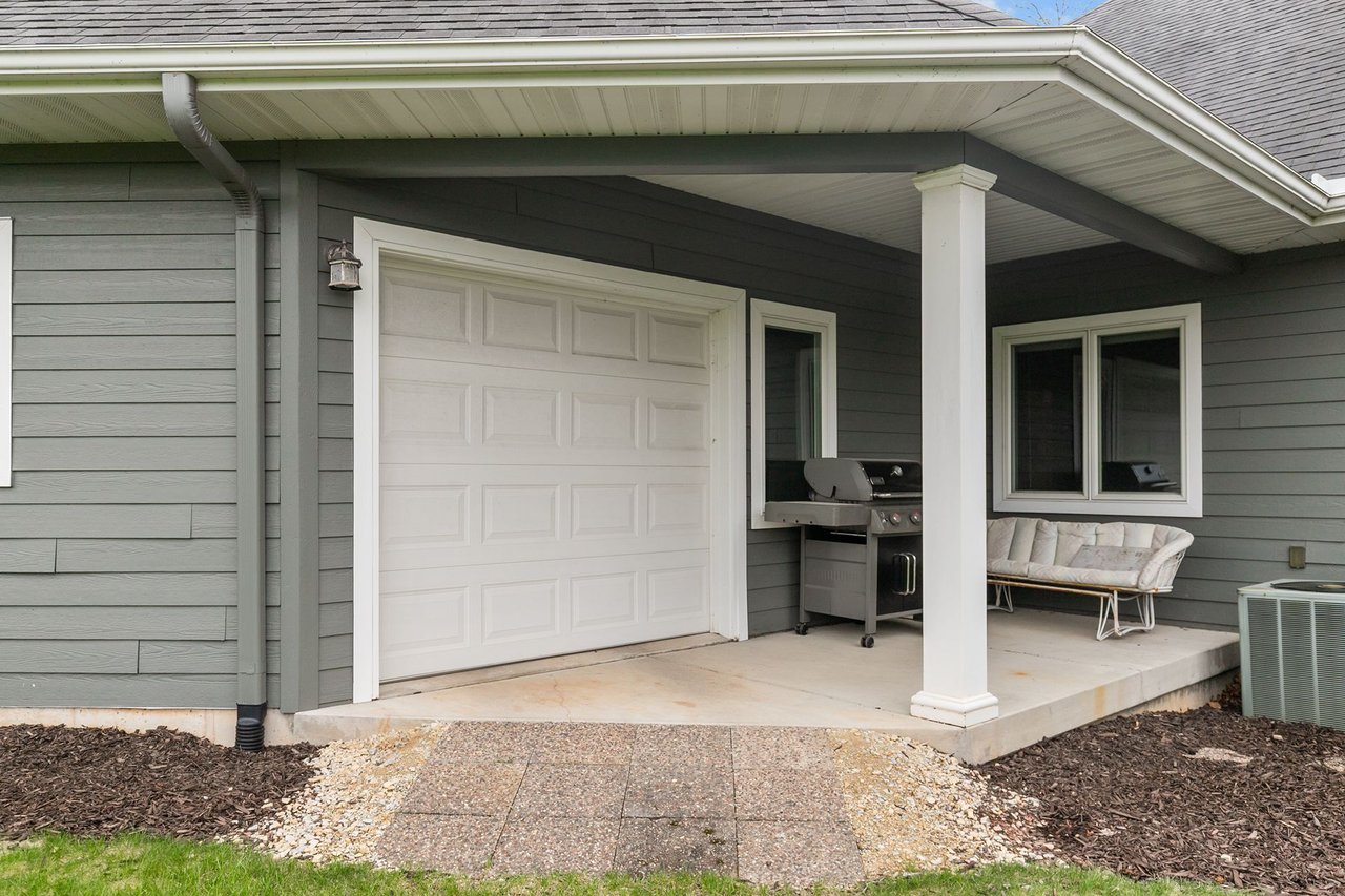 N4725 N Lakeshore Drive