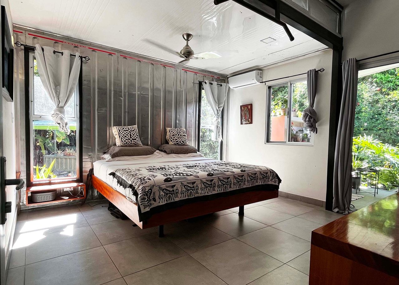 CASA SECRETA: Your Hidden Uvita Escape With Room To Expand – 0.28 Acres