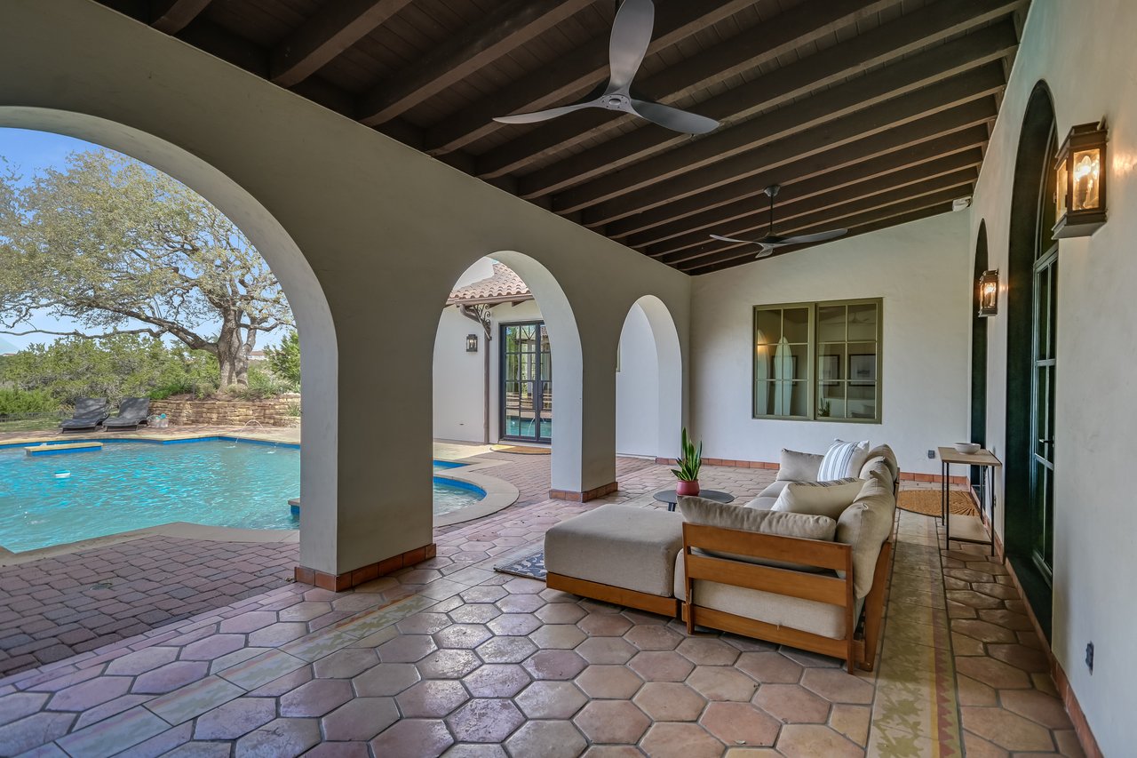 Spanish Oaks Hacienda