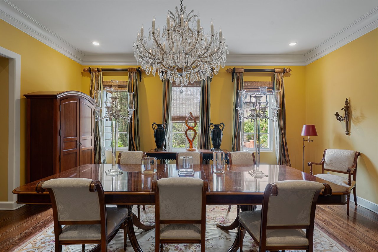 13935 Durham Rd, Beverly Hills 