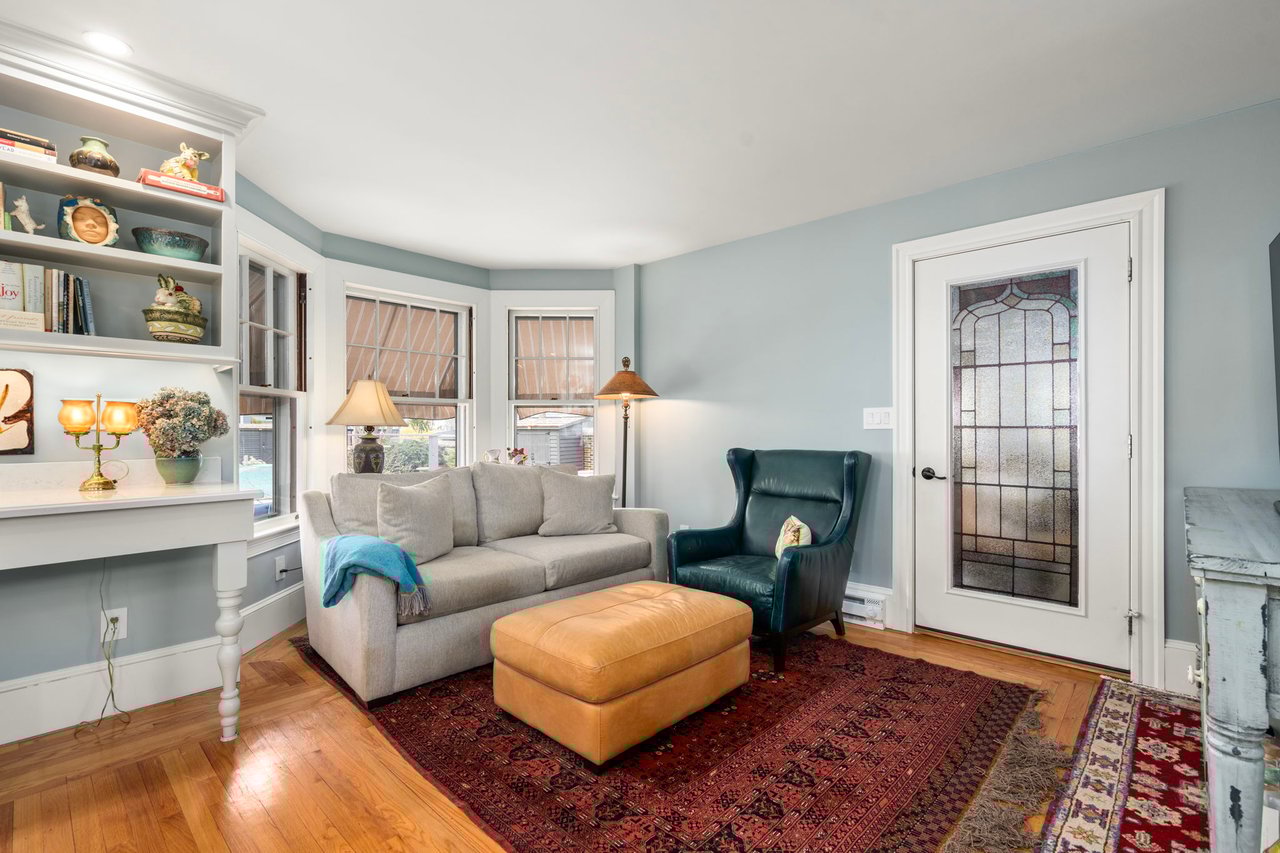 25 Seaview Avenue