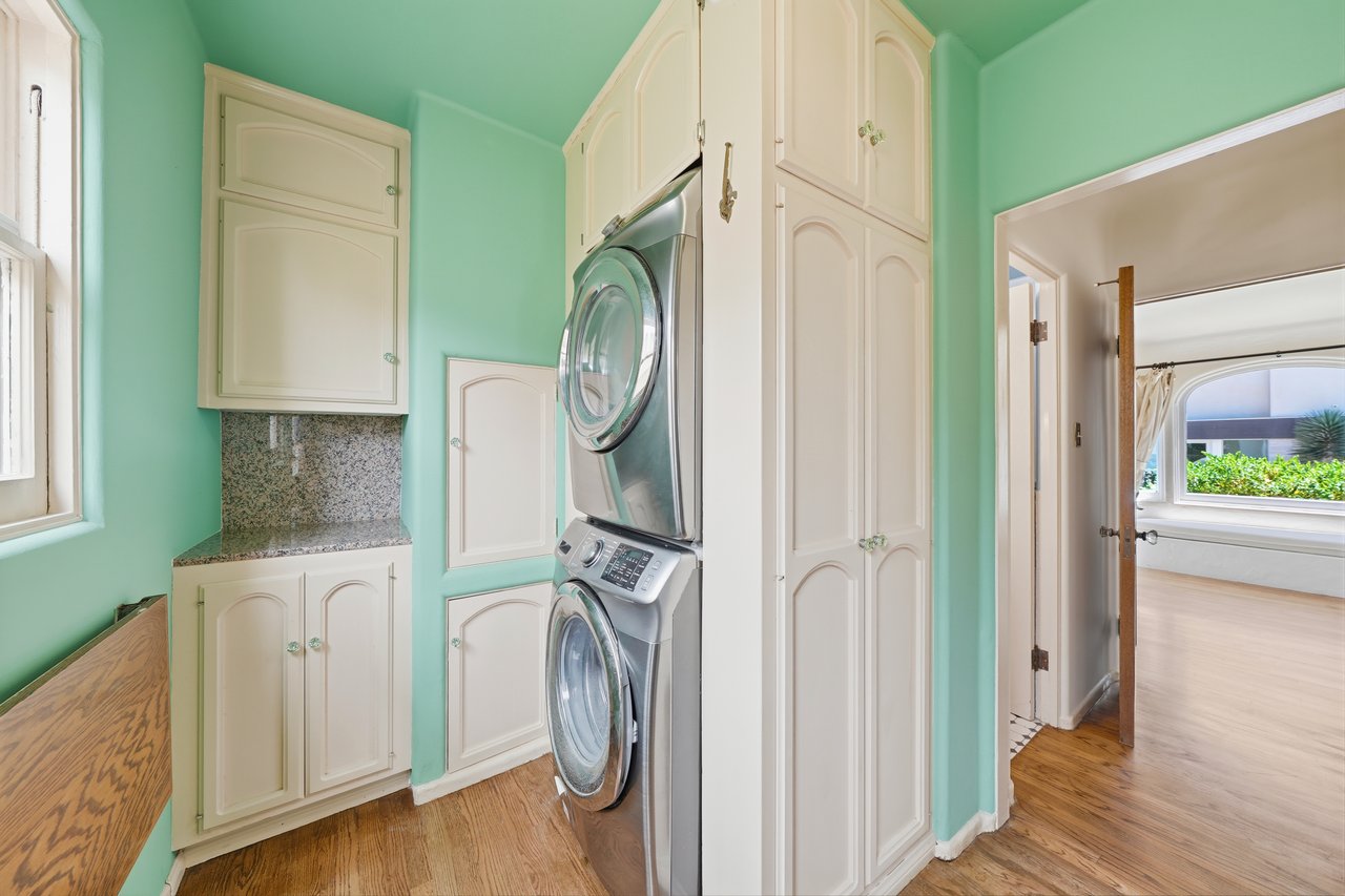 1602 The Strand (Entire Property)