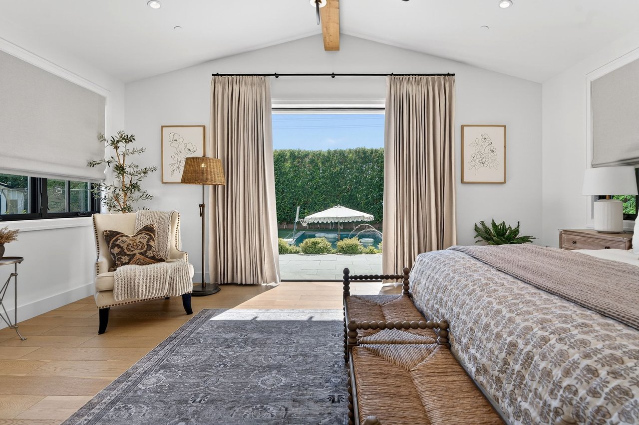 5217 E CALLE REDONDA