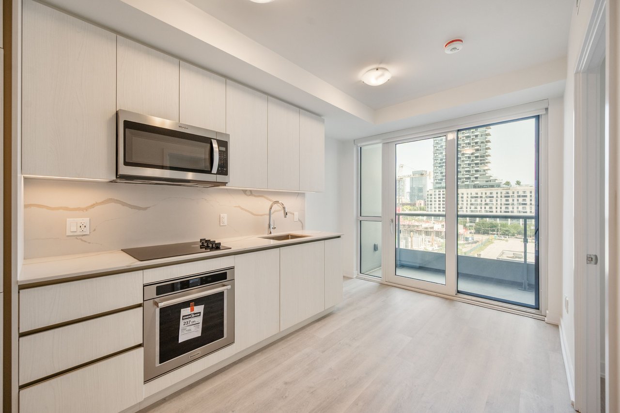 15 Richardson Street Unit: 612