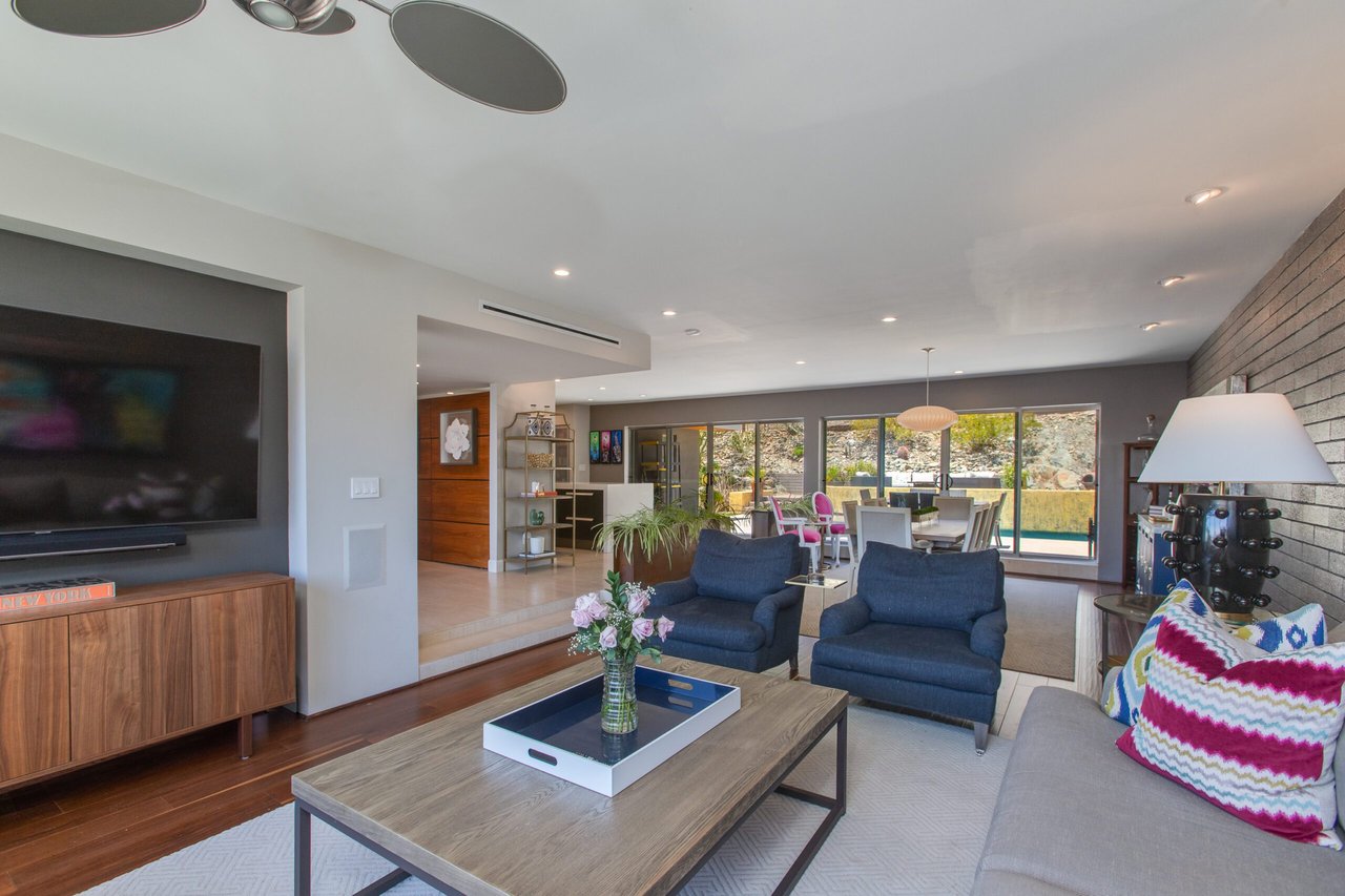 2230 E Belmont Avenue