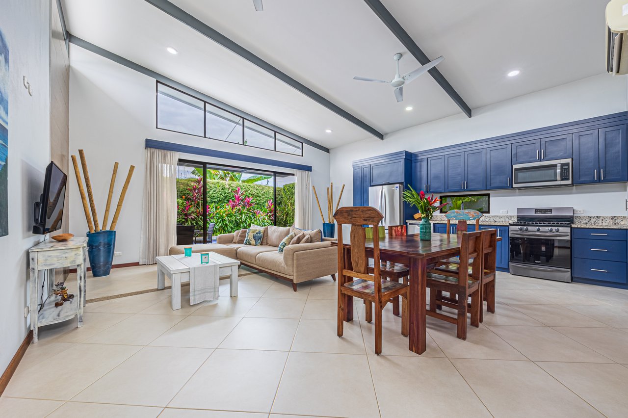 Uvita Home in Jardines del Sol with Private Pool and Dual Suites