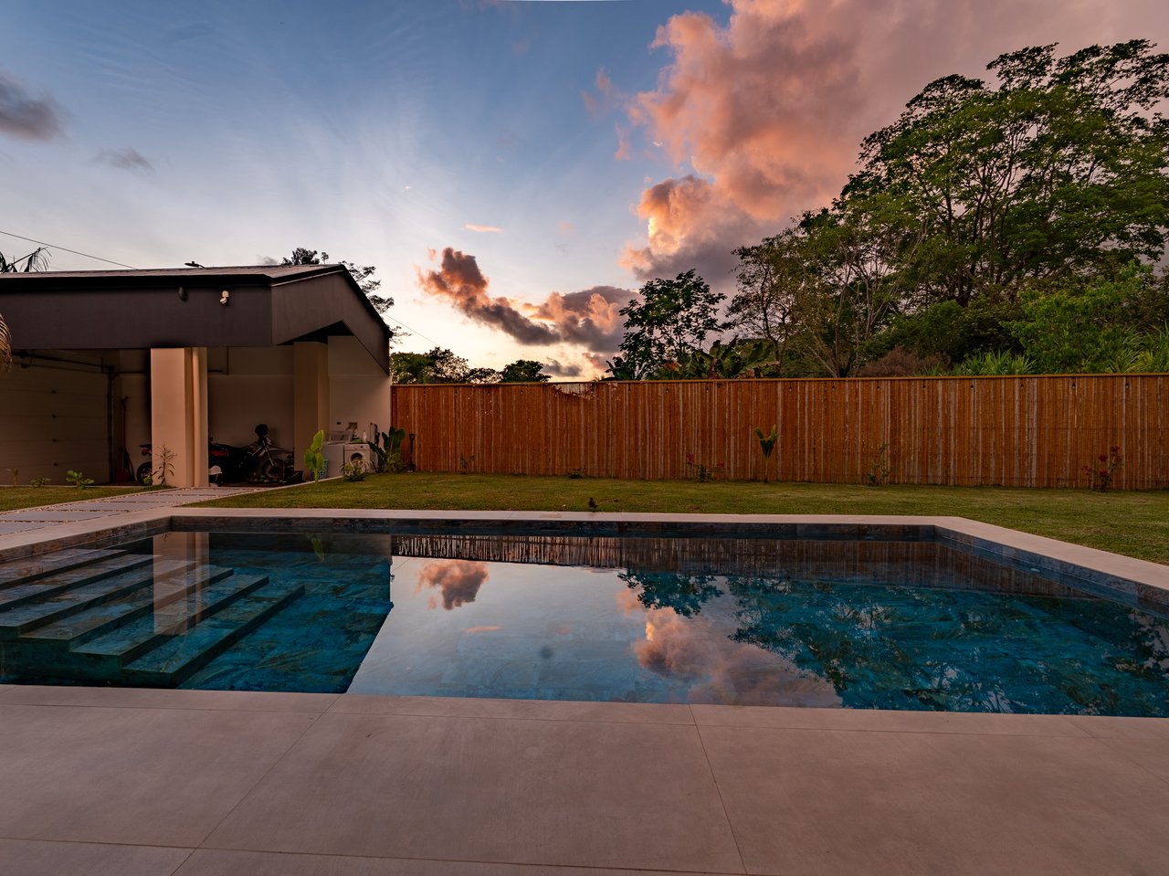 Refined Tropical Home in Uvita, Costa Rica | Walk to Beach & Parque Nacional Marino Ballena