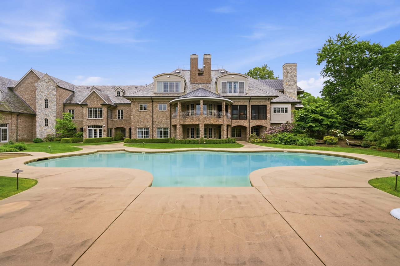 Heated salt water pool