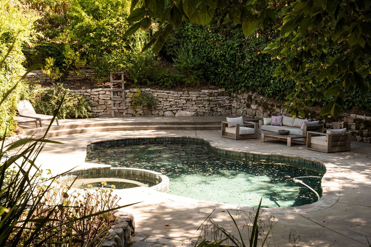 2410 Nichols Canyon Rd.