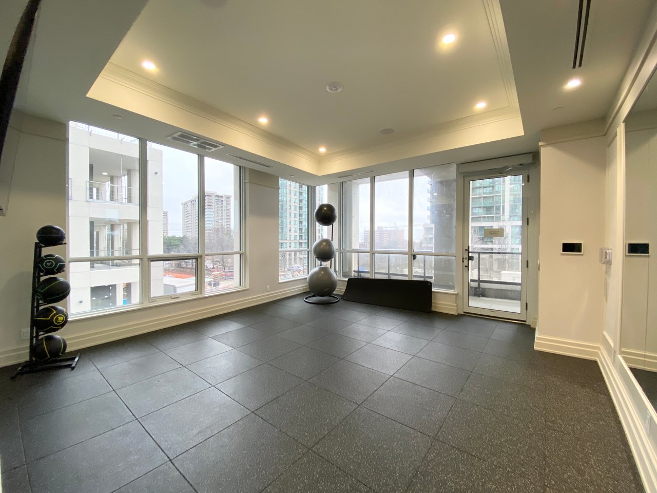 36 Elm Drive W Unit:2403