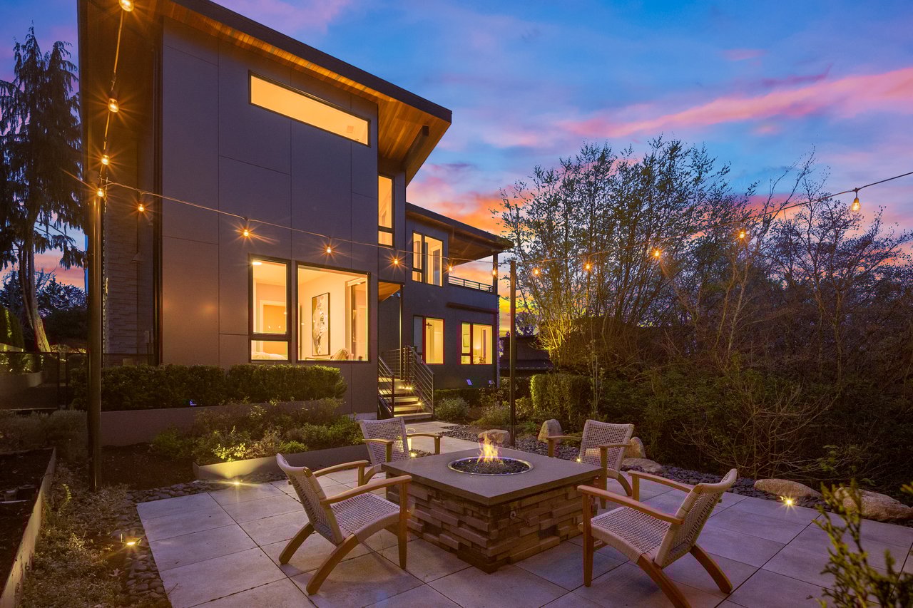 10410 NE 53rd Street